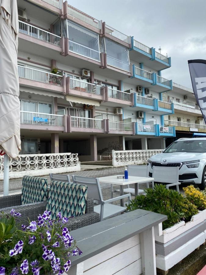 Breeze Apartments Peraía Dış mekan fotoğraf